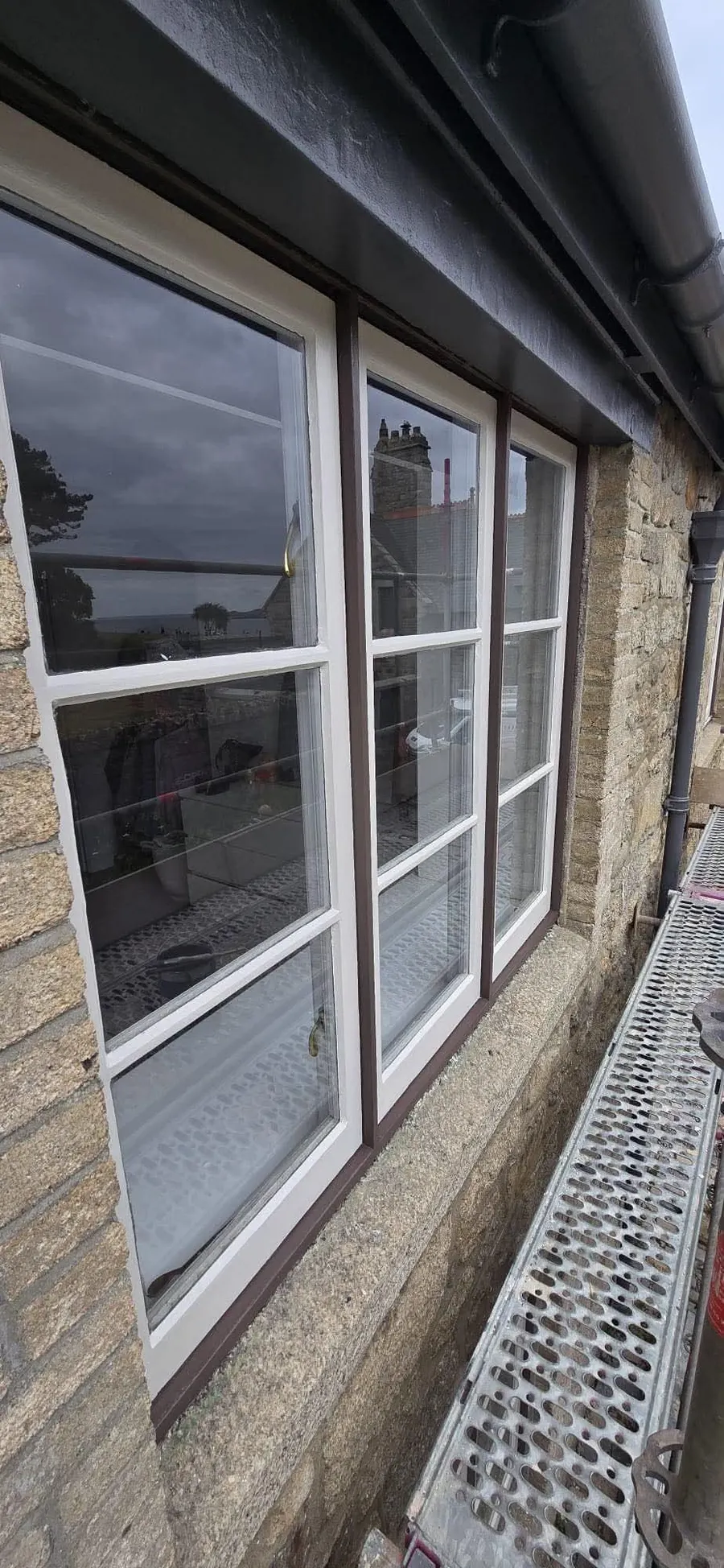 Window restoration and exterior decorating, St Michael's Mount, photo 11