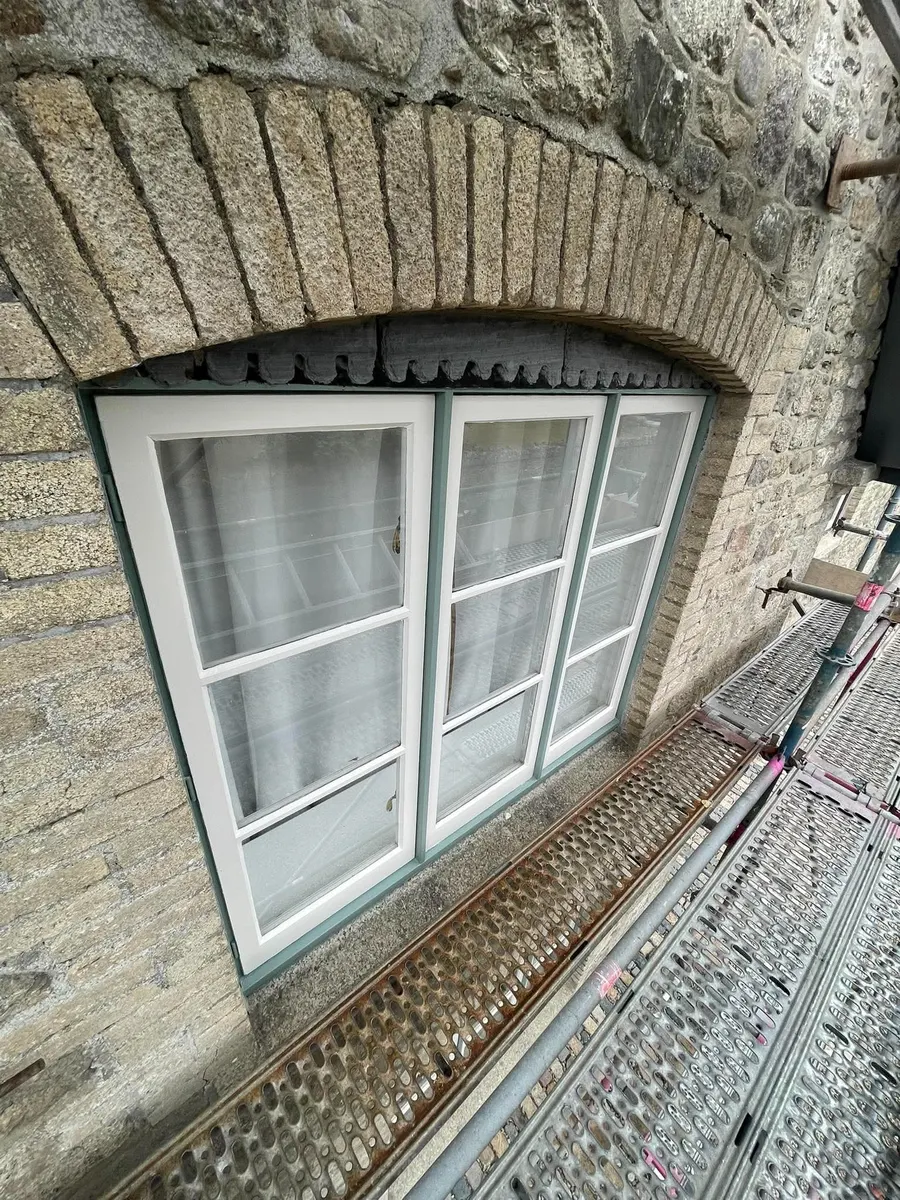Window restoration and exterior decorating, St Michael's Mount, photo 13