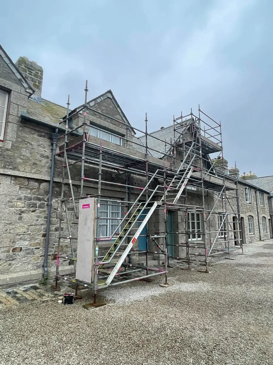 Window restoration and exterior decorating, St Michael's Mount, photo 17