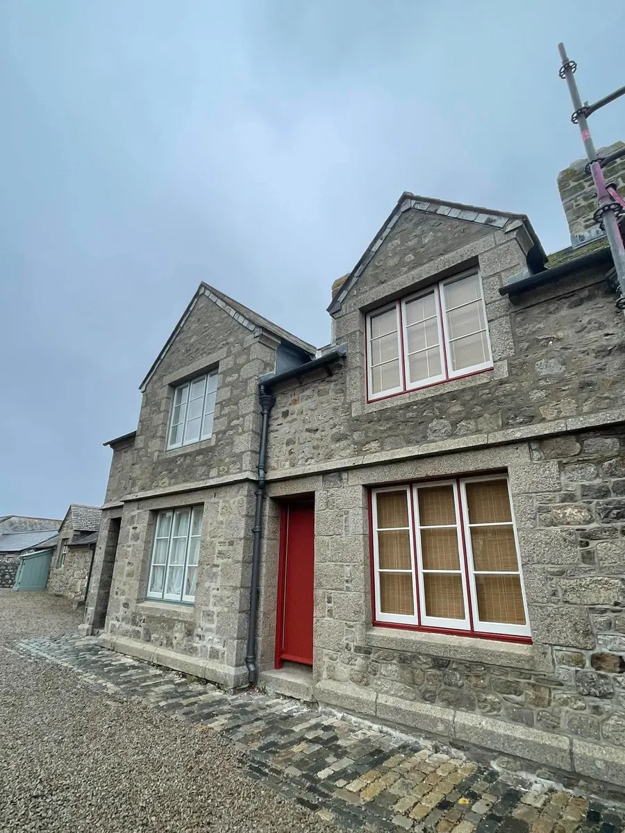 Window restoration and exterior decorating, St Michael's Mount, photo 2