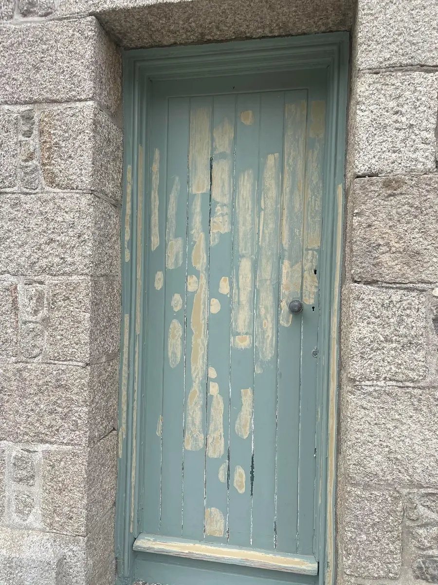 Window restoration and exterior decorating, St Michael's Mount, photo 4