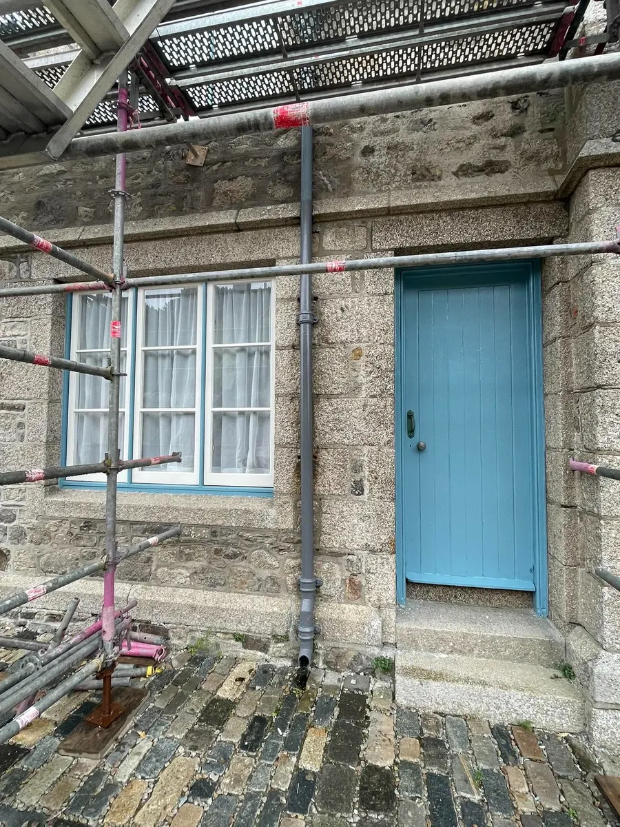 Window restoration and exterior decorating, St Michael's Mount, photo 6